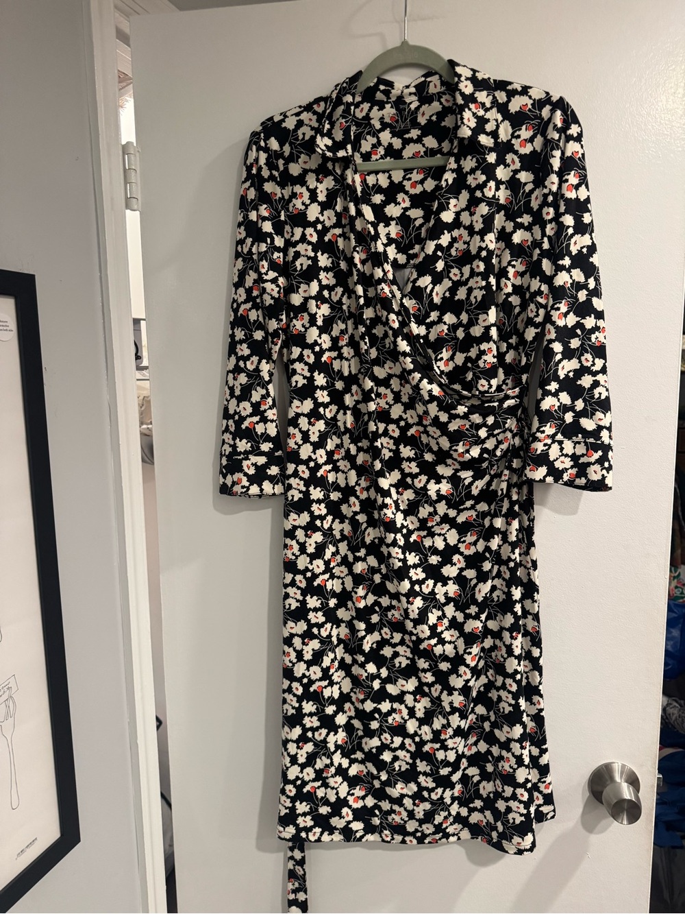 Talbots Black Floral Wrap Dress Women’s Large Red White Blooms | business dress